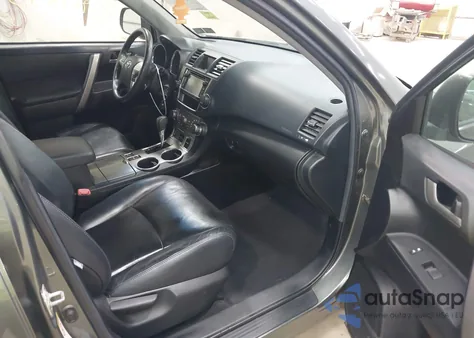 2013 Toyota Highlander Se V6 from USA, damaged, VIN 5TDBK3EH4DS268457